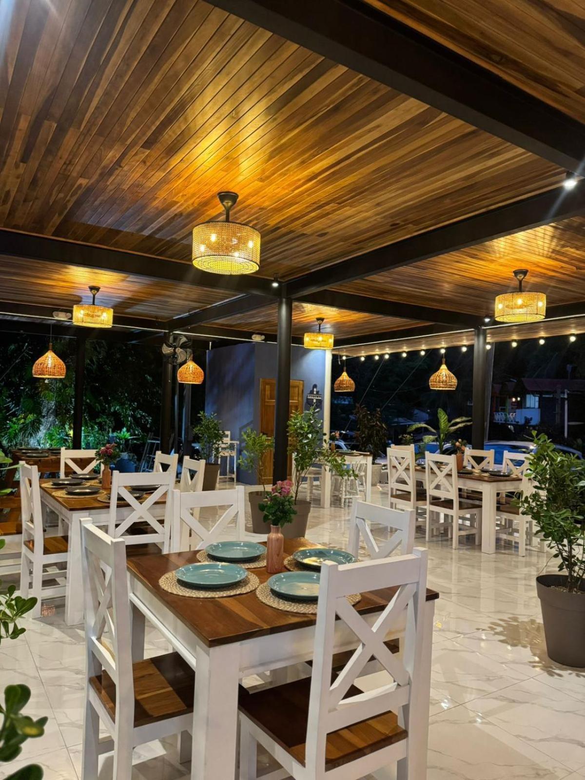 קפוס Hotel Mono Azul מראה חיצוני תמונה
